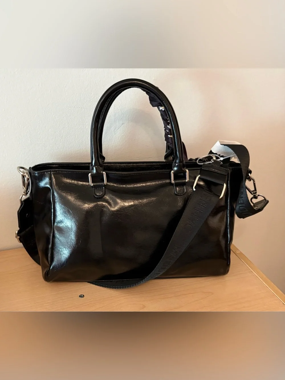 The Madden NYC Women's Slouchy Top Handle Satchel in Black NWT